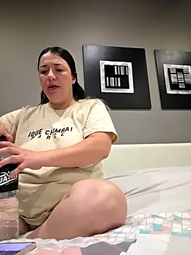 isabella rossse online show from 02-24-26, 06:58