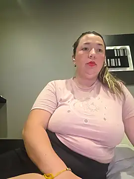 isabella rossse online show from 03-03-26, 08:27