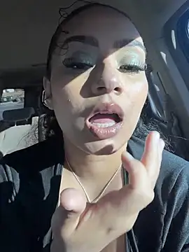 Snapshot of CarmelaAnthony chatting on 02-18-26, 04:14 CarmelaAnthony online show from 02-18-26, 04:14