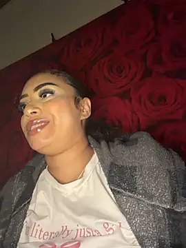 Snapshot of CarmelaAnthony chatting on 02-17-26, 12:57 CarmelaAnthony online show from 02-17-26, 12:57