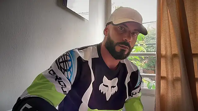 romeolovedark online show from 04-05-26, 05:52