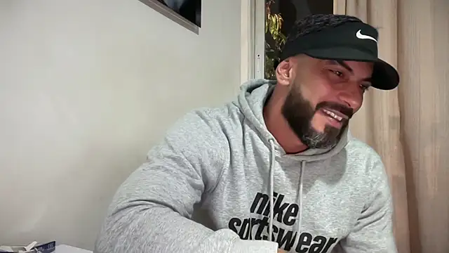 romeolovedark online show from 02-15-26, 04:24