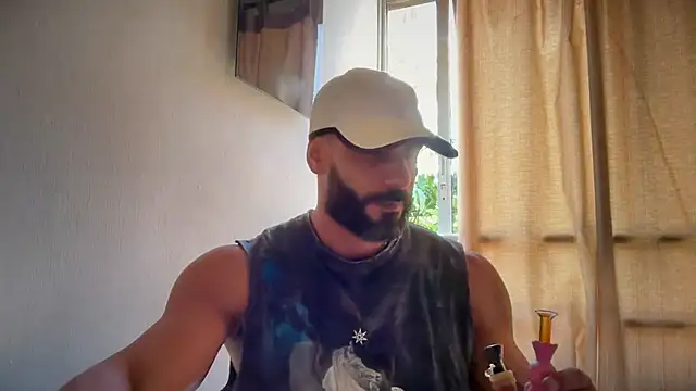 Snapshot of romeolovedark chatting on 06-01-26, 03:11 romeolovedark online show from 06-01-26, 03:11