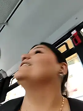 Snapshot of laura_dirtyhot chatting on 02-13-26, 12:49 laura dirtyhot online show from 02-13-26, 12:49