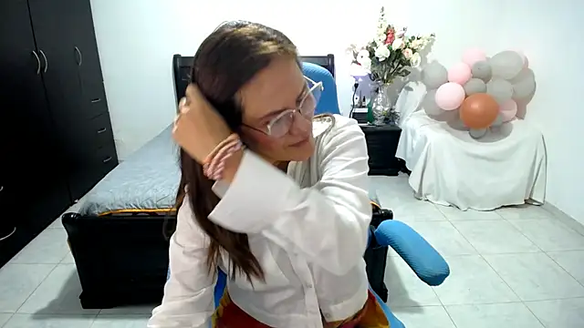 Xiimen online show from 09-11-25, 12:21