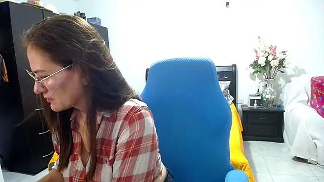 Xiimen online show from 10-31-25, 12:07