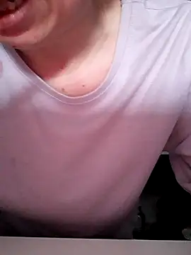 Snapshot of Moi_Lina chatting on 03-01-26, 03:56 Moi Lina online show from 03-01-26, 03:56