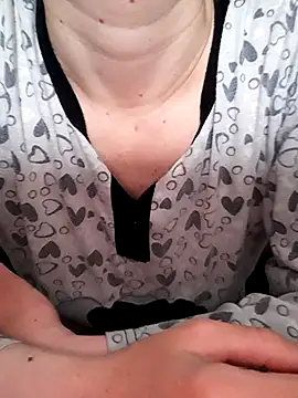 Moi Lina online show from 10-10-25, 11:44