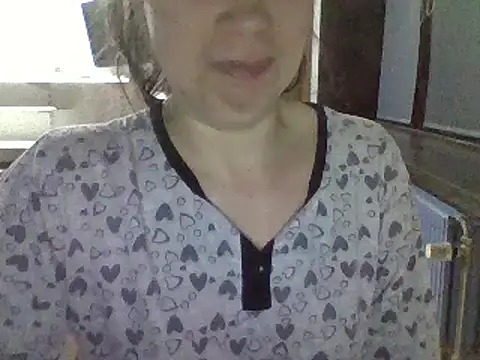 Moi Lina online show from 10-17-25, 09:38