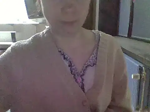 Moi Lina online show from 01-27-25, 06:41