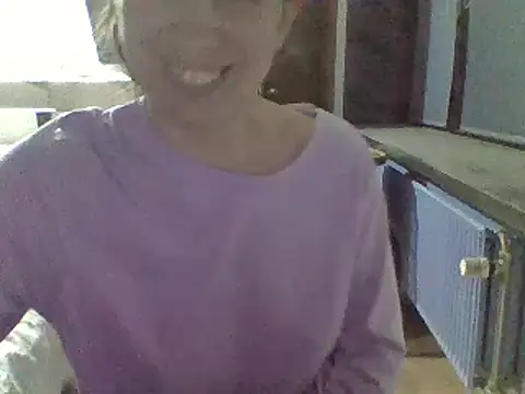 Moi Lina online show from 02-21-25, 10:59