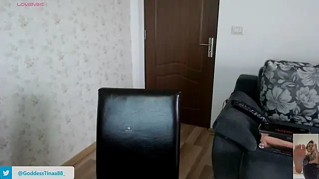 Goddess Tina online show from 11-20-25, 07:31