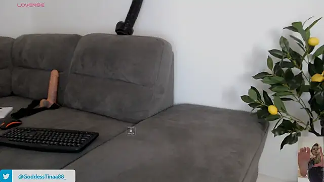 Goddess Tina online show from 04-04-26, 02:56