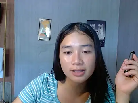 Snapshot of ShinningEthene chatting on 06-14-26, 05:08 ShinningEthene online show from 06-14-26, 05:08