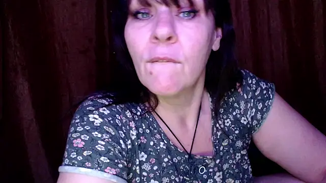 Snapshot of karina_ren_ chatting on 02-11-25, 11:31 karina ren online show from 02-11-25, 11:31