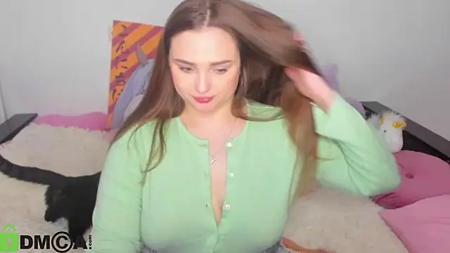 Snapshot of NataliEvans chatting on 12-22-24, 07:52 NataliEvans online show from 12-22-24, 07:52