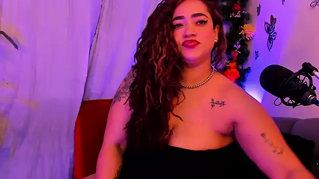 HannaMiillsxh online show from 04-09-26, 01:39