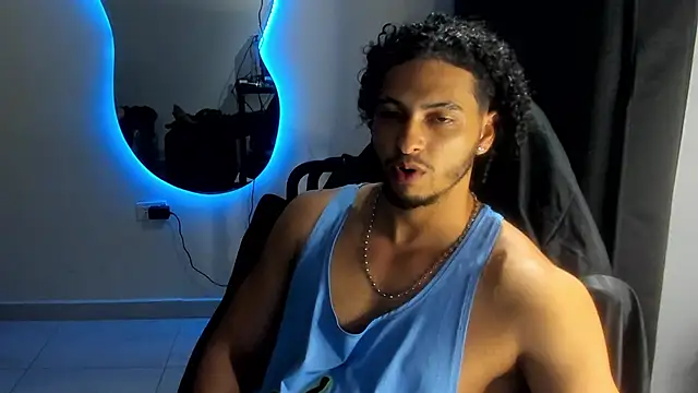 Snapshot of Kris_Khalifa69 chatting on 06-04-26, 06:51 Kris Khalifa69 online show from 06-04-26, 06:51