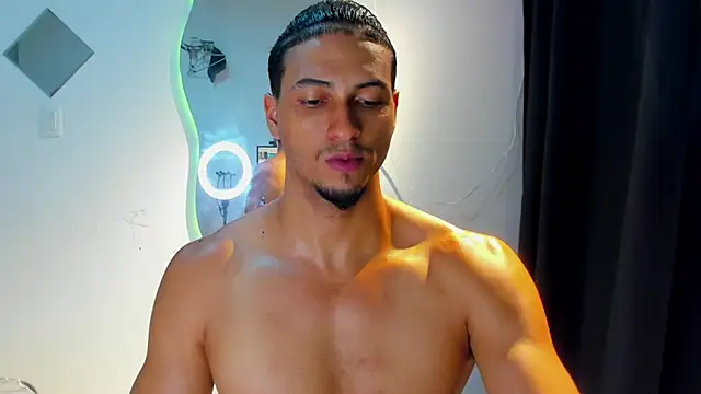 Snapshot of Kris_Khalifa69 chatting on 09-14-25, 02:56 Kris Khalifa69 online show from 09-14-25, 02:56