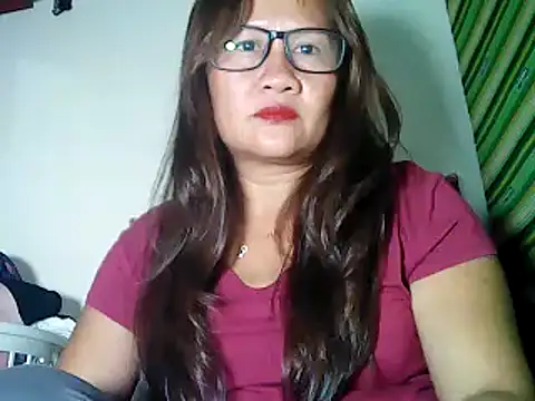 Snapshot of CarelineJoy chatting on 02-24-25, 11:21 CarelineJoy online show from 02-24-25, 11:21