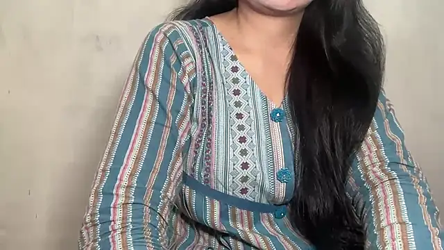 Chanchal--Navya online show from 10-14-25, 01:12