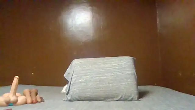 Snapshot of Heavenskyyee chatting on 05-25-26, 08:40 Heavenskyyee online show from 05-25-26, 08:40