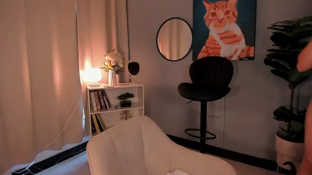 Snapshot of LiaPearce chatting on 10-28-25, 12:26 LiaPearce online show from 10-28-25, 12:26