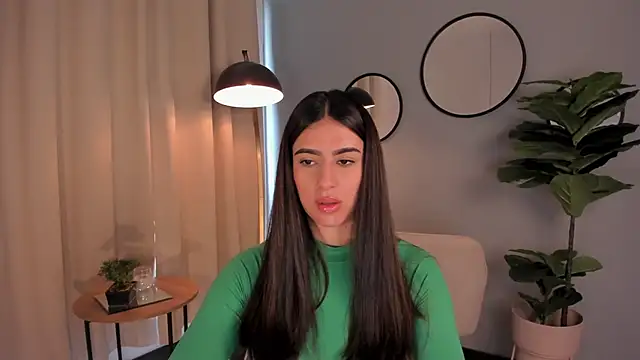 Snapshot of LiaPearce chatting on 02-03-25, 01:51 LiaPearce online show from 02-03-25, 01:51