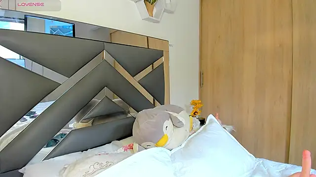 lexa cooper online show from 02-07-25, 08:20