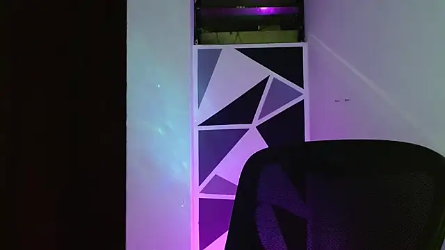 littlextreme online show from 03-18-25, 07:33