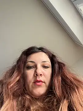 Snapshot of DaisyVibesss chatting on 11-19-25, 09:09 DaisyVibesss online show from 11-19-25, 09:09