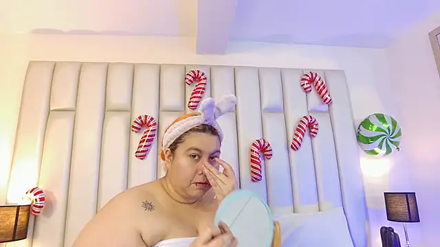 aandreaperez online show from 12-21-25, 11:45