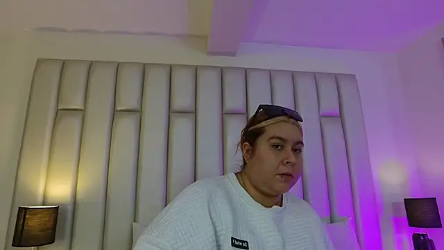 aandreaperez online show from 01-13-26, 01:04