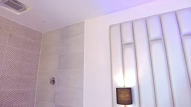 aandreaperez online show from 04-15-26, 07:58