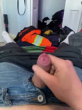 Hugetings online show from 03-27-26, 02:40