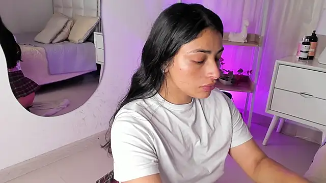 Snapshot of Kirara_22 chatting on 01-16-26, 08:02 Kirara 22 online show from 01-16-26, 08:02