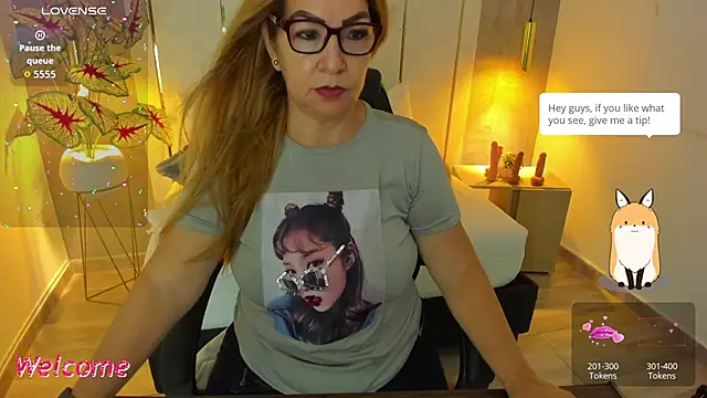 gisela27 online show from 06-18-26, 12:21