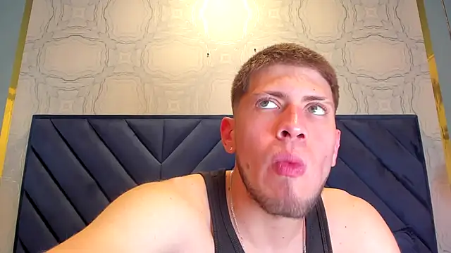 SebastianMaximoff online show from 09-25-25, 07:42