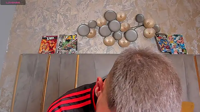 SebastianMaximoff online show from 10-30-25, 07:33