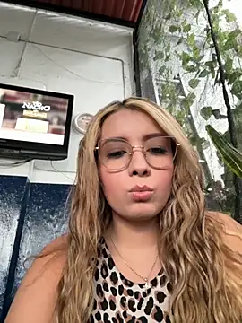 ValeriaHot69 online show from 10-12-25, 05:14