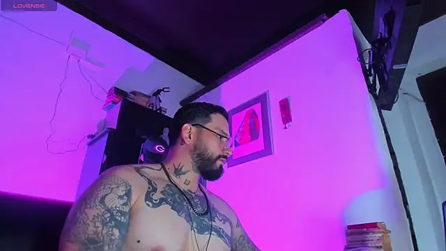 CamiloGray  online show from 10-08-25, 01:56