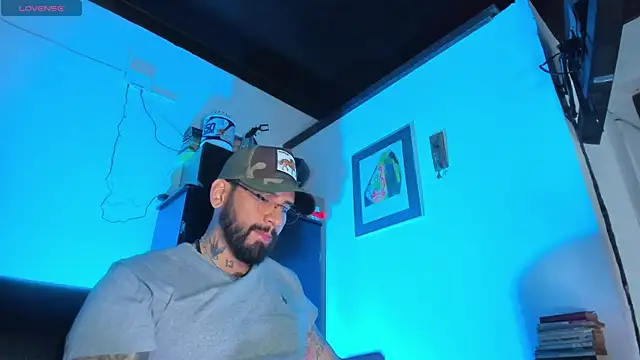 CamiloGray  online show from 09-27-25, 02:45