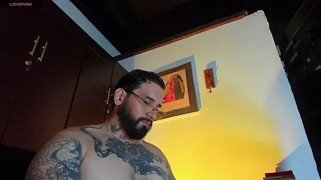 CamiloGray  online show from 05-06-26, 02:21