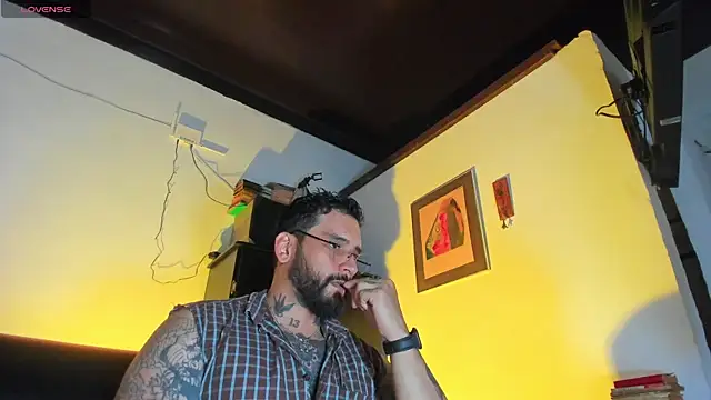 CamiloGray  online show from 09-30-25, 02:23