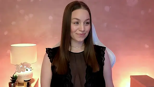 Snapshot of MilaFleur chatting on 05-30-26, 02:23 MilaFleur online show from 05-30-26, 02:23