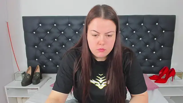 EvaLick online show from 01-31-25, 06:24