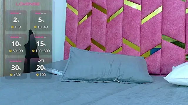 hornyhousekeeper  online show from 10-29-25, 01:54