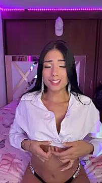 Snapshot of adda_mancini chatting on 05-03-26, 02:27 adda mancini online show from 05-03-26, 02:27