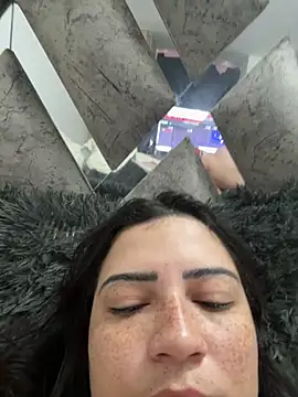 Snapshot of cutesarah_ chatting on 02-12-26, 06:51 cutesarah online show from 02-12-26, 06:51