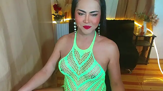 Snapshot of negrashemalexxx chatting on 10-22-25, 09:13 negrashemalexxx online show from 10-22-25, 09:13